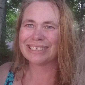 Meet your Posher, Roxanne